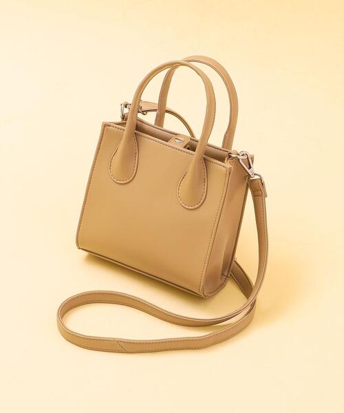 coen(コーエン)の「スクエアミニショルダーバッグ(ショルダーバッグ・レディース・ブラック/ベージュ/ホワイト・FREE)」の6枚目の写真