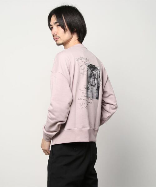 Beno(ビーノ)の「ライトTC裏毛 モノトーンフォトプリント オーバーサイズ トレーナー(スウェット・メンズ・ブラック/オフホワイト/スモークピンク/グレイッシュブルー・M/L)」の5枚目の写真