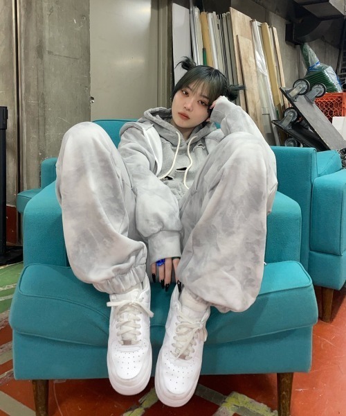 XU（エックスユー）の「【XU/エックスユー】damage hoodie/ダメージ フーディ ビッグサイズ オーバーサイズフーディ（パーカー・メンズ・ブラック/グレー・ONE SIZE）」の20枚目の写真