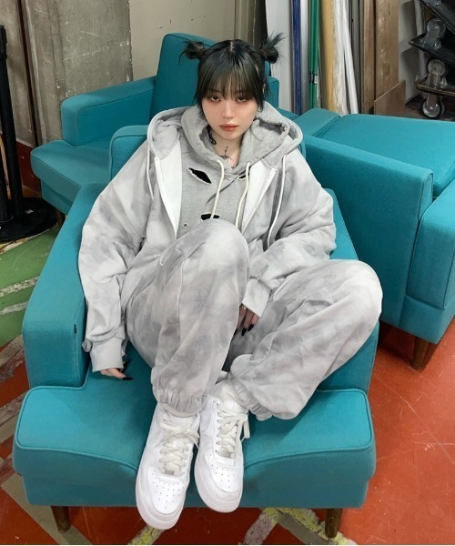 XU（エックスユー）の「【XU/エックスユー】damage hoodie/ダメージ フーディ ビッグサイズ オーバーサイズフーディ（パーカー・メンズ・ブラック/グレー・ONE SIZE）」の19枚目の写真