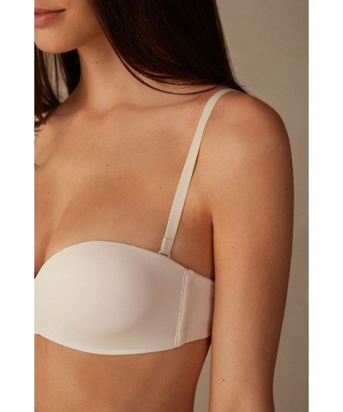 Intimissimi（インティミッシミ）の「Gioiaバンドゥブラ【ストラップレス ずれにくい ボリュームアップ 盛り 蒸れにくい ノンワイヤー】（ブラジャー・レディース・ブラック/ベージュ/キナリ・70B/70C/75B/75C/D65/80B/65C/80C/85B）」の21枚目の写真