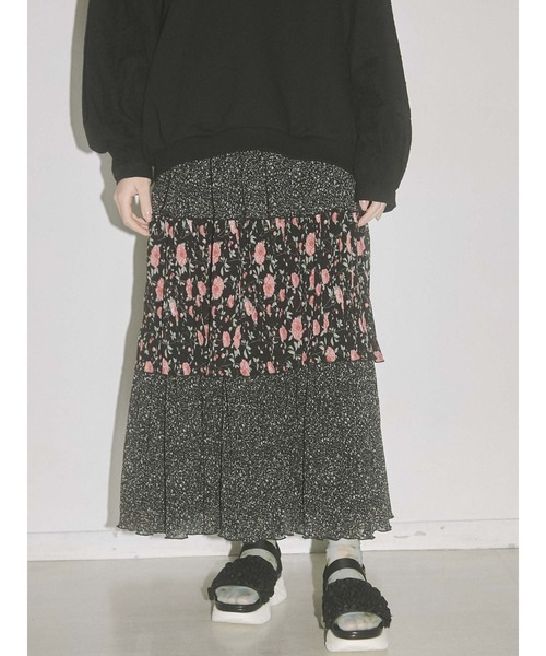 merry jenny（メリージェニー）の「floralギャザーティアードスカート（スカート・レディース・アイボリー/ブラック・FREE）」の21枚目の写真