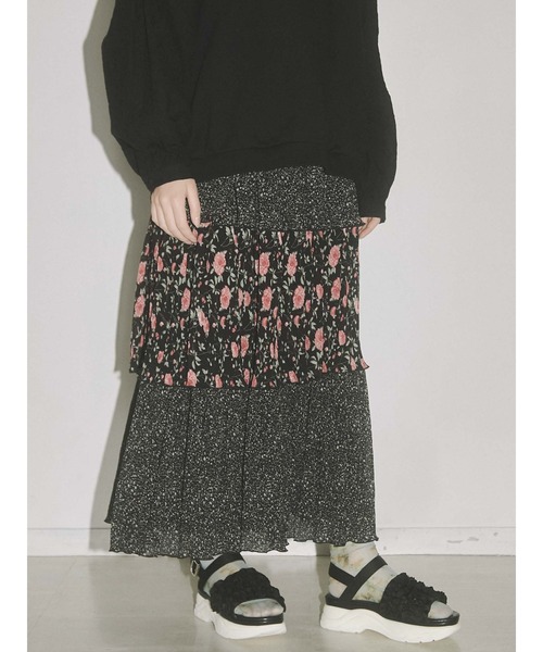 merry jenny（メリージェニー）の「floralギャザーティアードスカート（スカート・レディース・アイボリー/ブラック・FREE）」の22枚目の写真