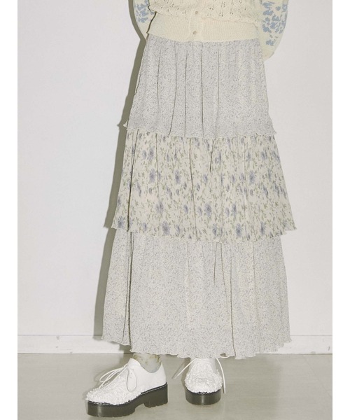 merry jenny（メリージェニー）の「floralギャザーティアードスカート（スカート・レディース・アイボリー/ブラック・FREE）」の3枚目の写真