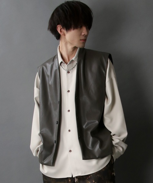 SITRY（シトリー）の「synthetic leather tailored vest/フェイクレザー テーラード ベスト（ベスト・メンズ・ブラック/ブラウン・M/L）」の16枚目の写真