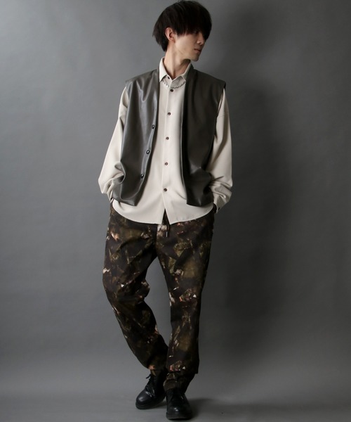 SITRY（シトリー）の「synthetic leather tailored vest/フェイクレザー テーラード ベスト（ベスト・メンズ・ブラック/ブラウン・M/L）」の22枚目の写真