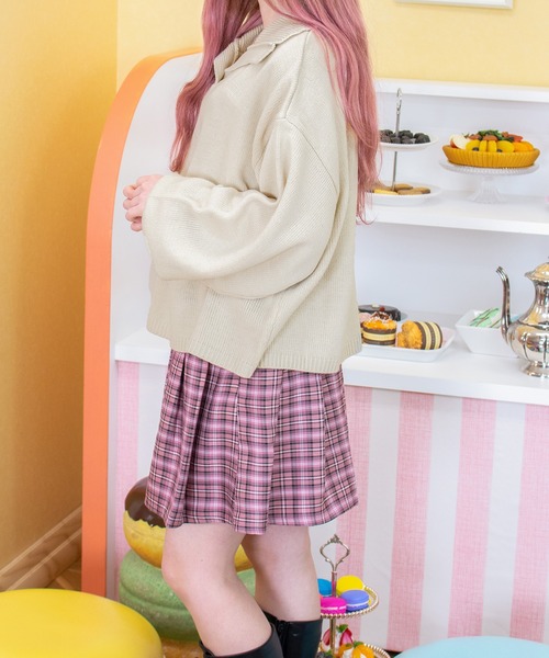 PairPair（ペアペア）の「ビッグカラーニット（ニット/セーター・レディース・アイボリー/グリーン系その他・FREE）」の4枚目の写真