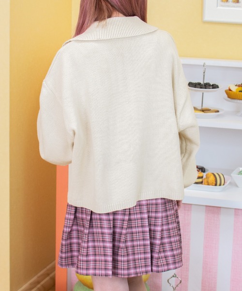 PairPair（ペアペア）の「ビッグカラーニット（ニット/セーター・レディース・アイボリー/グリーン系その他・FREE）」の6枚目の写真