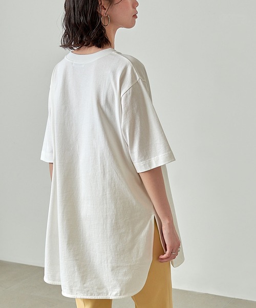 KANGOL EXTRA COMFORT（カンゴールエクストラコンフォート）の「【KANGOL EXTRA COMFORT(カンゴール　エクストラ　コンフォート)】ビックシルエット ロゴプリント ラウンドヘムチュニック（チュニック・レディース・ライトグレー/ライトベージュ/オフホワイト/ブラック・LL/M/L）」の6枚目の写真