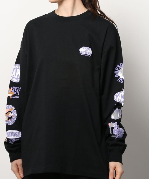 Tom&Jerry(トムアンドジェリー)の「【TOM&JERRY/トムとジェリー】ファニーイラスト 袖プリント ロンT/長袖Tシャツ(Tシャツ/カットソー・レディース・ホワイト/ブラック/ブラウン/ブルー・M/L)」の6枚目の写真