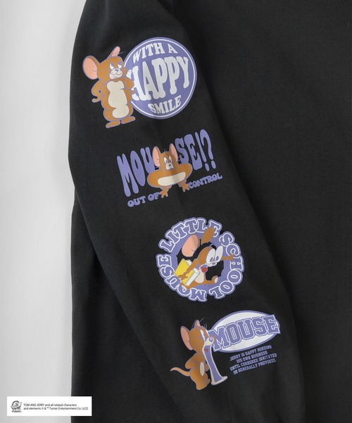 Tom&Jerry(トムアンドジェリー)の「【TOM&JERRY/トムとジェリー】ファニーイラスト 袖プリント ロンT/長袖Tシャツ(Tシャツ/カットソー・レディース・ホワイト/ブラック/ブラウン/ブルー・M/L)」の11枚目の写真