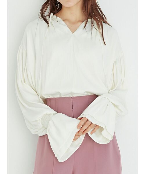 LAGUNAMOON(ラグナムーン)の「フレアカフカフタンブラウス(シャツ/ブラウス・レディース・ホワイト/チャコールグレー/ライトグリーン・FREE)」の2枚目の写真