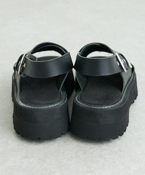 Lui's（ルイス）の「レザーストラップサンダル（サンダル・メンズ・ブラック・42/43/41）」の10枚目の写真