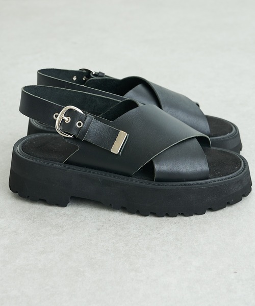 Lui's（ルイス）の「レザーストラップサンダル（サンダル・メンズ・ブラック・42/43/41）」の9枚目の写真