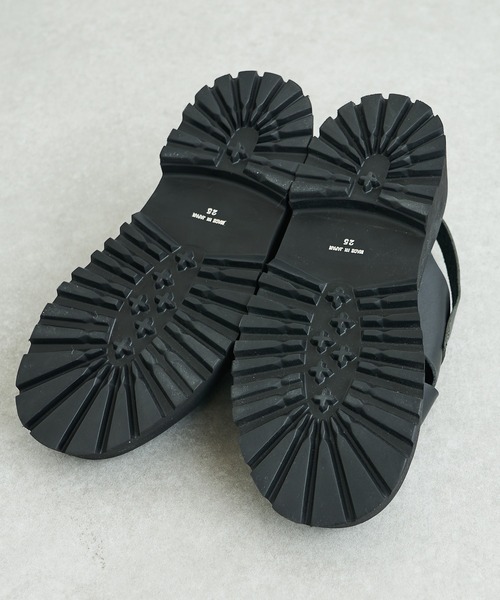 Lui's（ルイス）の「レザーストラップサンダル（サンダル・メンズ・ブラック・42/43/41）」の3枚目の写真