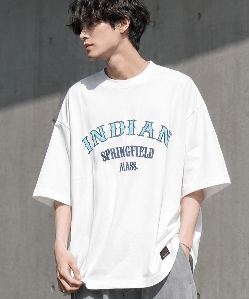 INDIAN(インディアン)の「《Bl》ビッグシルエットロゴTシャツ クルーネック / INDIAN(Tシャツ/カットソー・レディース・ホワイト/ダークグリーン/ブルーグレー・LARGE/MEDIUM)」の2枚目の写真