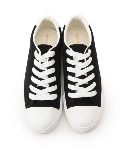 SHOO・LA・RUE（シューラルー）の「◆キャップトゥローカットスニーカー（スニーカー・レディース・オフホワイト/ブラック/サンドベージュ・25/35/45/50）」の8枚目の写真