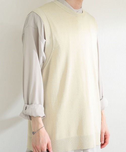 SENSE OF PLACE by URBAN RESEARCH（センスオブプレイスバイアーバンリサーチ）の「クルーネックニットベスト（ベスト・メンズ・ライトベージュ/グリーン/ブラック・LARGE/MEDIUM）」の15枚目の写真