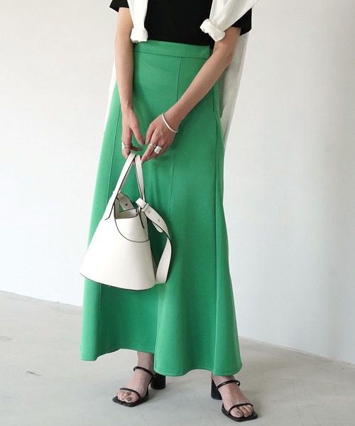 IAMUSE（アイアミューズ）の「【IAMUSE】ハイウエストマーメイドスカート S0657（スカート・レディース・ブラック/オレンジ/グリーン/アイボリー・FREE）」の3枚目の写真