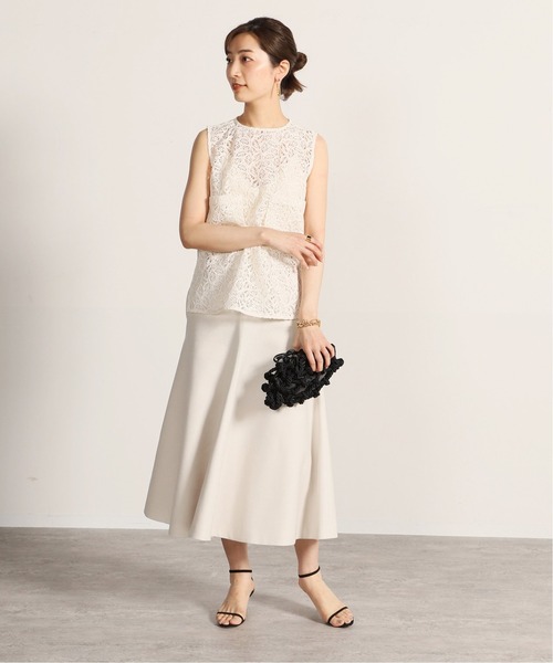 VERMEIL par iena（ヴェルメイユパーイエナ）の「リーフラッセルレース