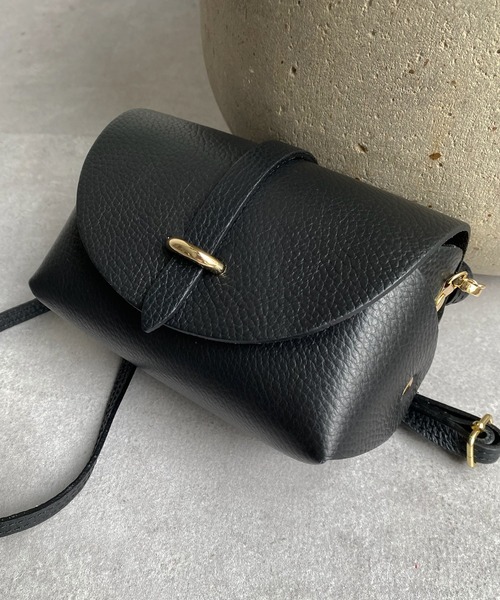 DouDou(ドゥドゥ)の「ミニショルダーバッグ(ショルダーバッグ・レディース・オフホワイト/ブラック/レッド・FREE)」の8枚目の写真