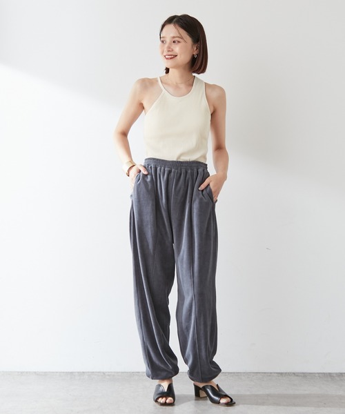 Omekashi(オメカシ)の「【earthy_】オーガニックコットンカップ付リブアシメタンクキャミ(キャミソール・レディース・ブラック/ブルー/アイボリー/キャメル・S/M)」の8枚目の写真