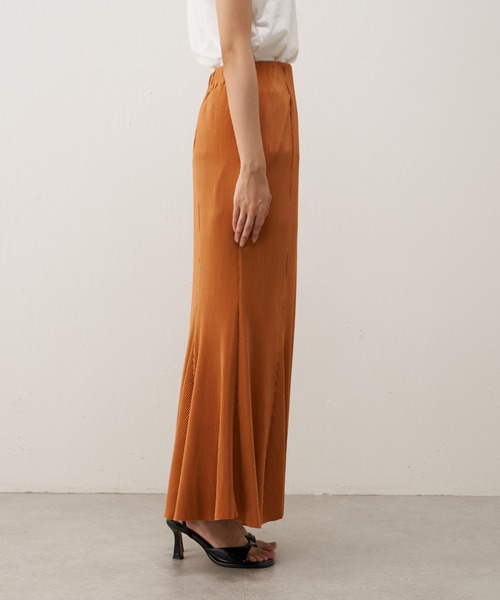 Lui's(ルイス)の「【22AW】プリーツマーメイドスカート(スカート・レディース・ブラック/オレンジ/パープル・FREE)」の17枚目の写真