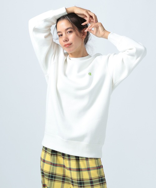 Champion(チャンピオン)の「【Champion(チャンピオン)】別注スウェット刺繍LS(Tシャツ/カットソー・レディース・ライトグレー/オフホワイト/ピンク/グリーン・FREE)」の2枚目の写真