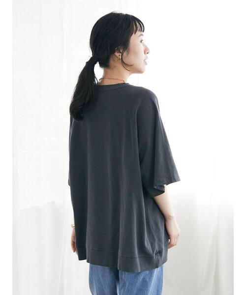 CRAFT STANDARD BOUTIQUE(クラフトスタンダードブティック)の「ピグメントダイラグランH/Sスウェット *(Tシャツ/カットソー・レディース・チャコールグレー/ライトブラウン/ライトグレー/ブルー/レッド・FREE)」の13枚目の写真
