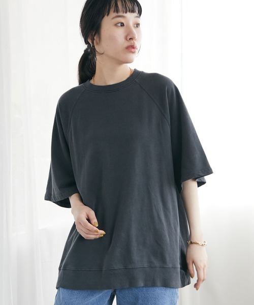 CRAFT STANDARD BOUTIQUE(クラフトスタンダードブティック)の「ピグメントダイラグランH/Sスウェット *(Tシャツ/カットソー・レディース・チャコールグレー/ライトブラウン/ライトグレー/ブルー/レッド・FREE)」の2枚目の写真