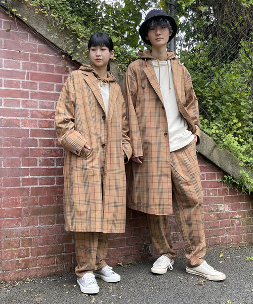 Purple&Yellow（パープルアンドイエロー）の「チェック チェスターコート（チェスターコート・メンズ・オリーブ/キャメル・SMALL/MEDIUM/LARGE/X-SMALL）」の2枚目の写真