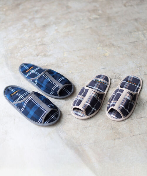 B:MING by BEAMS(ビーミングバイビームス)の「NAPRON × B:MING by BEAMS / 別注 スリッパ(その他シューズ・メンズ・ブラウン/ネイビー・1/2)」の7枚目の写真