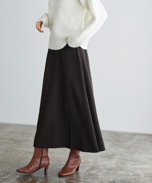 Pierrot（ピエロ）の「フレアスカート ロング丈（スカート・レディース・ブラック/ホワイト系その他/ブラウン/ブルーグリーン/ライトブルー・M/L）」の4枚目の写真