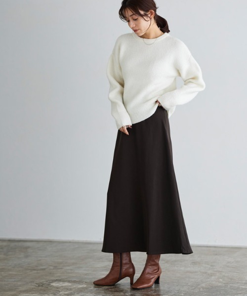 Pierrot（ピエロ）の「フレアスカート ロング丈（スカート・レディース・ブラック/ホワイト系その他/ブラウン/ブルーグリーン/ライトブルー・M/L）」の12枚目の写真