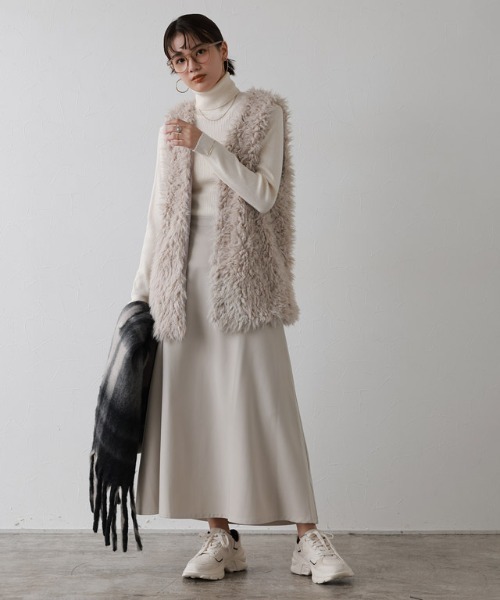 Pierrot（ピエロ）の「フレアスカート ロング丈（スカート・レディース・ブラック/ホワイト系その他/ブラウン/ブルーグリーン/ライトブルー・M/L）」の22枚目の写真