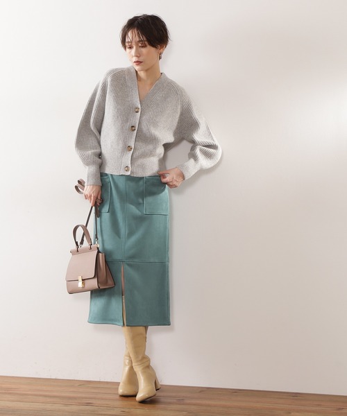 N.（N. Natural Beauty Basic）（エヌエヌナチュラルビューティーベーシック）の「◆ハミルトンアゼＶネックニットカーディガン（カーディガン/ボレロ・レディース・レッド/オフホワイト/ブルー/杢グレー・MEDIUM）」の6枚目の写真