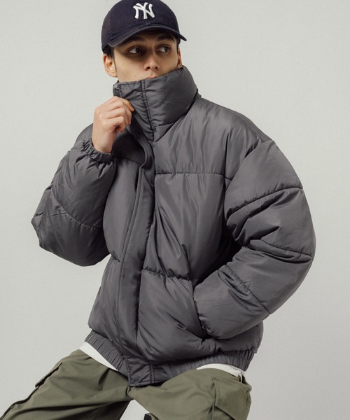 Ressaca（レサーカ）の「オーバーサイズ ファイバーダウンジャケット（ダウンジャケット/コート・メンズ・チャコールグレー/ブラック/ネイビー/ベージュ/グレー/オフホワイト・L/XL/M）」の3枚目の写真