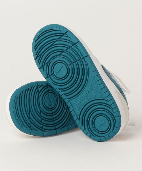 NIKE(ナイキ)の「NIKE COURT BOROUGH LOW 2 TDV ナイキ コートバーロウLOW2TDV(スニーカー・キッズ・ホワイト/ホワイト系その他/ホワイト×ブラック・15cm/14cm/16cm)」の14枚目の写真