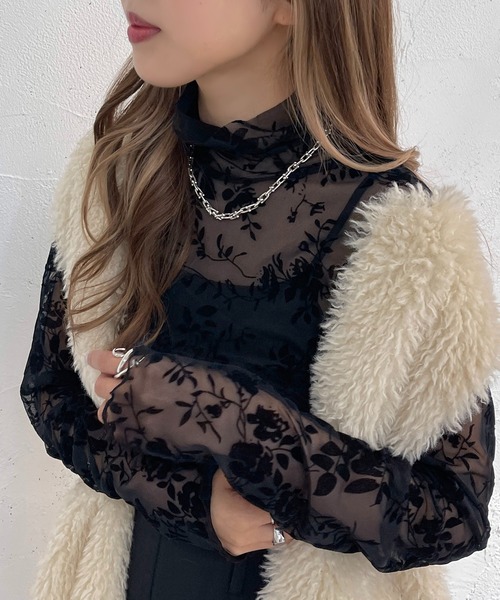 apres jour mignon(アプレジュールミニョン)の「フロッキープリントトップス【ZOZOTOWN限定アイテム】(Tシャツ/カットソー・レディース・ブラック/グレー/アイボリー・X-LARGE/フリー)」の12枚目の写真