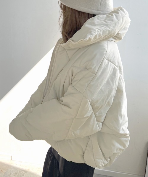 Futier land(フューティアランド)の「ダイヤキルトフェイクダウンジャケット(ダウンジャケット/コート・レディース・モカ/アイボリー/ライトカーキ/ブラック・MEDIUM)」の2枚目の写真