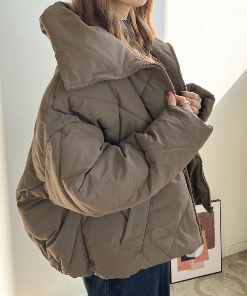 Futier land(フューティアランド)の「ダイヤキルトフェイクダウンジャケット(ダウンジャケット/コート・レディース・モカ/アイボリー/ライトカーキ/ブラック・MEDIUM)」の3枚目の写真