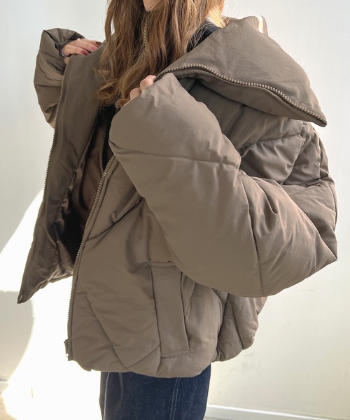 Futier land(フューティアランド)の「ダイヤキルトフェイクダウンジャケット(ダウンジャケット/コート・レディース・モカ/アイボリー/ライトカーキ/ブラック・MEDIUM)」の16枚目の写真