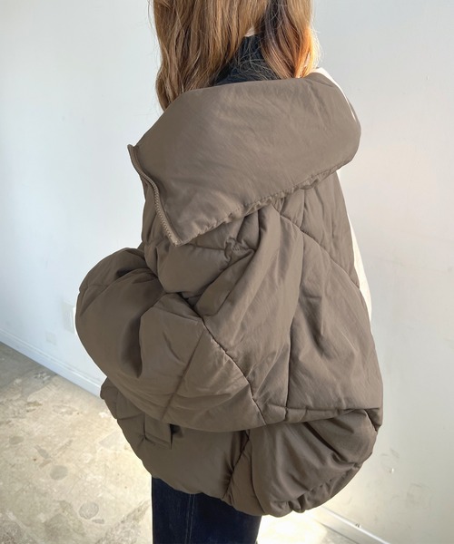 Futier land(フューティアランド)の「ダイヤキルトフェイクダウンジャケット(ダウンジャケット/コート・レディース・モカ/アイボリー/ライトカーキ/ブラック・MEDIUM)」の18枚目の写真