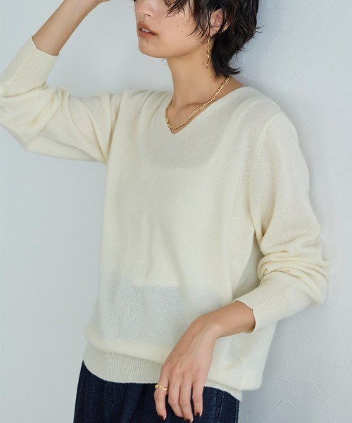 専用です♡THE ROW ホワイトカシミヤ100 ラウンドカラー ニット 専用です♡THE ROW ホワイトカシミヤ100 ラウンドカラー ニット 【公式