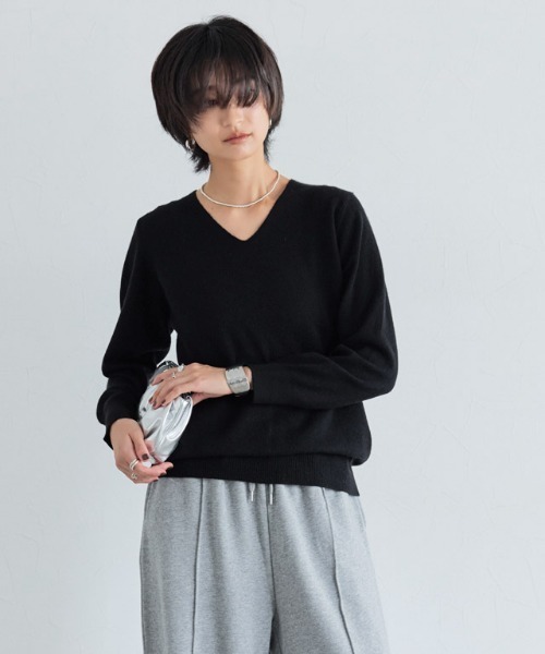 カシミヤ100% Vネックニット　ブラック　黒 カシミヤ100％Vネックセーター | Milestone公式オンラインストア