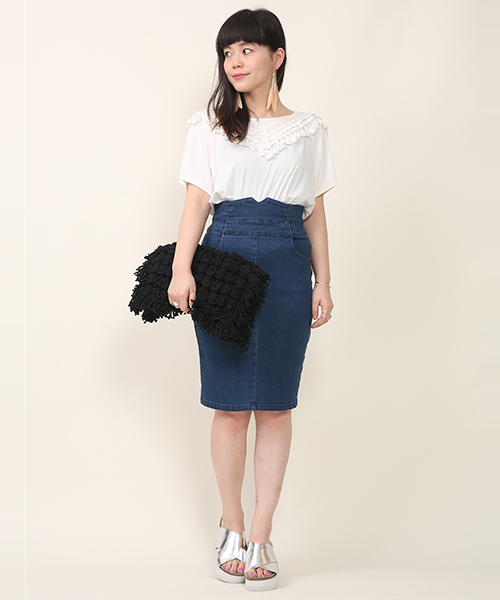 mystic（ミスティック）の「フリンジ切替ティー（Tシャツ/カットソー・レディース・オフホワイト/グレー/ベージュ/ブラック・ﾌﾘ-）」の12枚目の写真