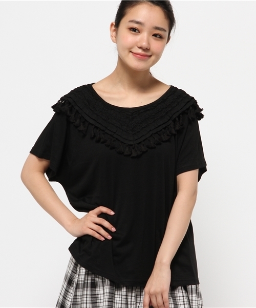 mystic（ミスティック）の「フリンジ切替ティー（Tシャツ/カットソー・レディース・オフホワイト/グレー/ベージュ/ブラック・ﾌﾘ-）」の2枚目の写真