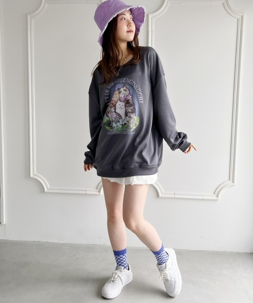 Loueme(ルエム)の「【23S/S 春夏新作】キャットプリントオーバースウェット(スウェット・レディース・ラベンダー/ホワイト/チャコールグレー・FREE)」の11枚目の写真