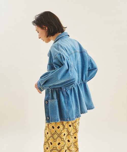 GRACE CONTINENTAL（グレースコンチネンタル）の「ボリューム袖デニムジャケット（デニムジャケット・レディース・インディゴブルー・36/38）」の3枚目の写真
