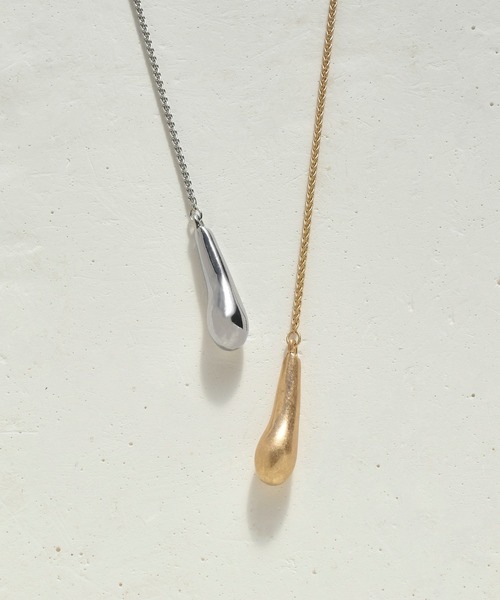 GOLDY(ゴールディ)の「"Y"シェイプ ニュアンス ドロップ ロング ネックレス(ネックレス・メンズ・シルバー/ゴールド/シルバー系その他/ゴールド系その他・FREE)」の14枚目の写真